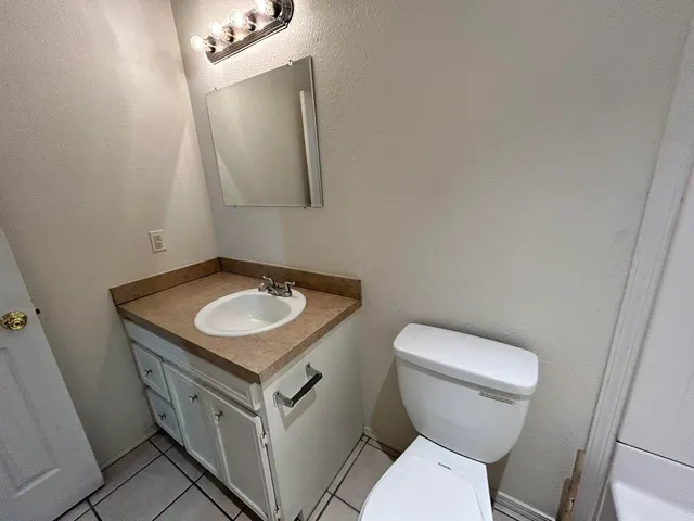 $1,000 | 4818 66th Street, Unit A, Lubbock, TX 79414