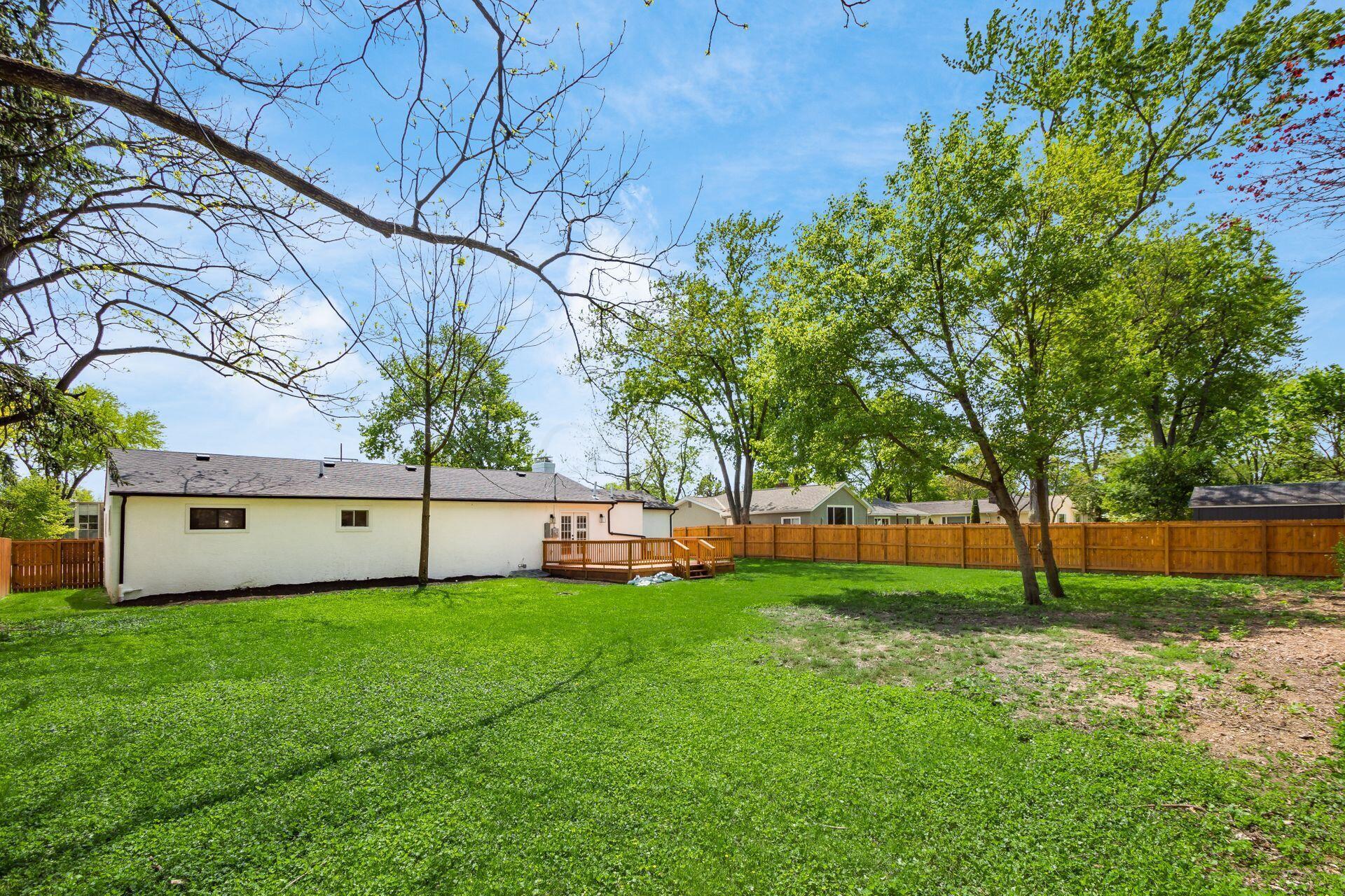 2124 Shoreham Road Columbus, OH 43220 - Photo 42 of 45 037_Farland - F Shoreham075-2