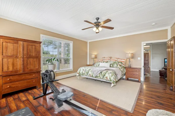 $785,000 | 1200 County Road 211, Giddings, TX 78942