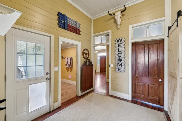 $785,000 | 1200 County Road 211, Giddings, TX 78942