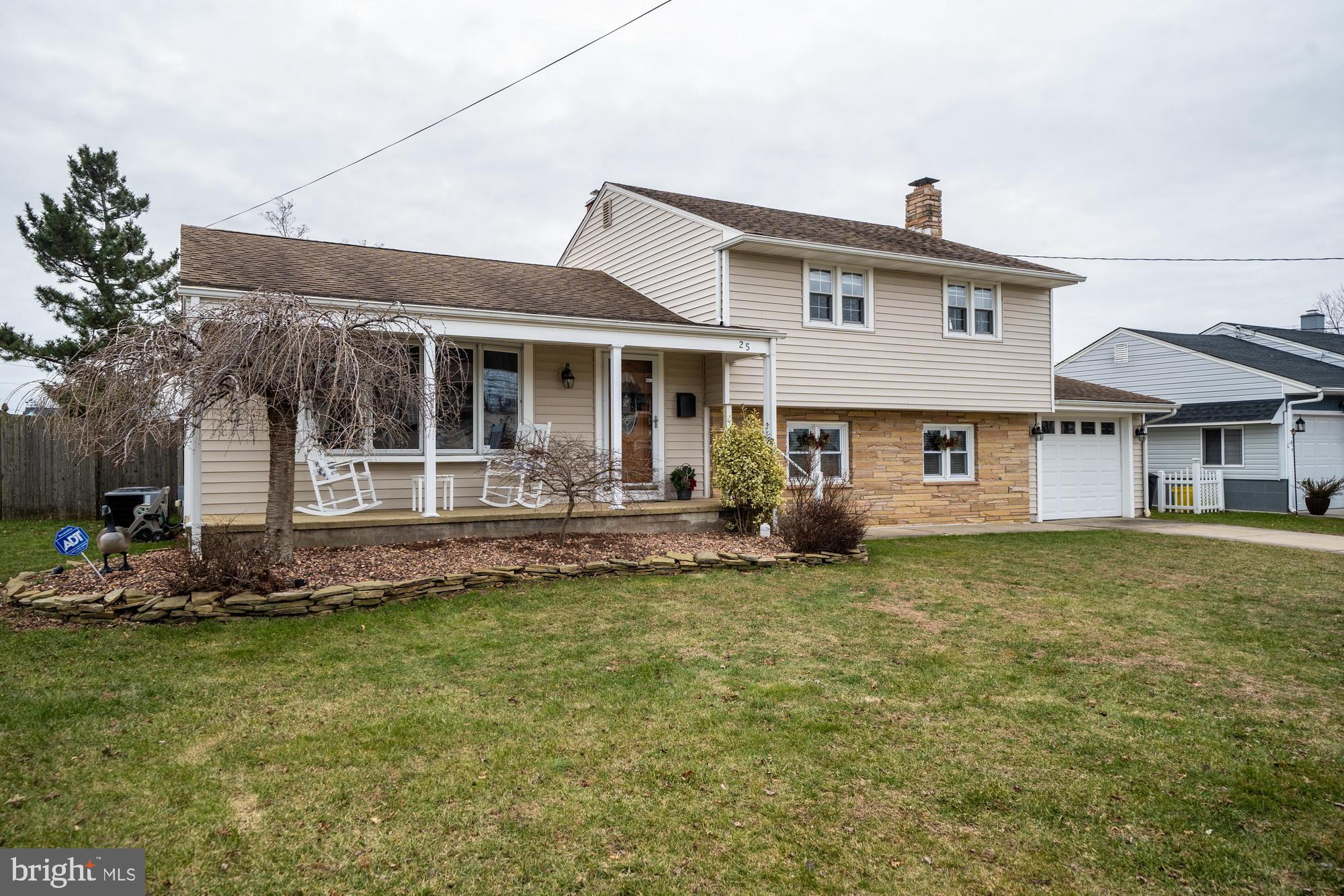 25 Bolton Road Hamilton, NJ 08610 - Photo 1 of 38