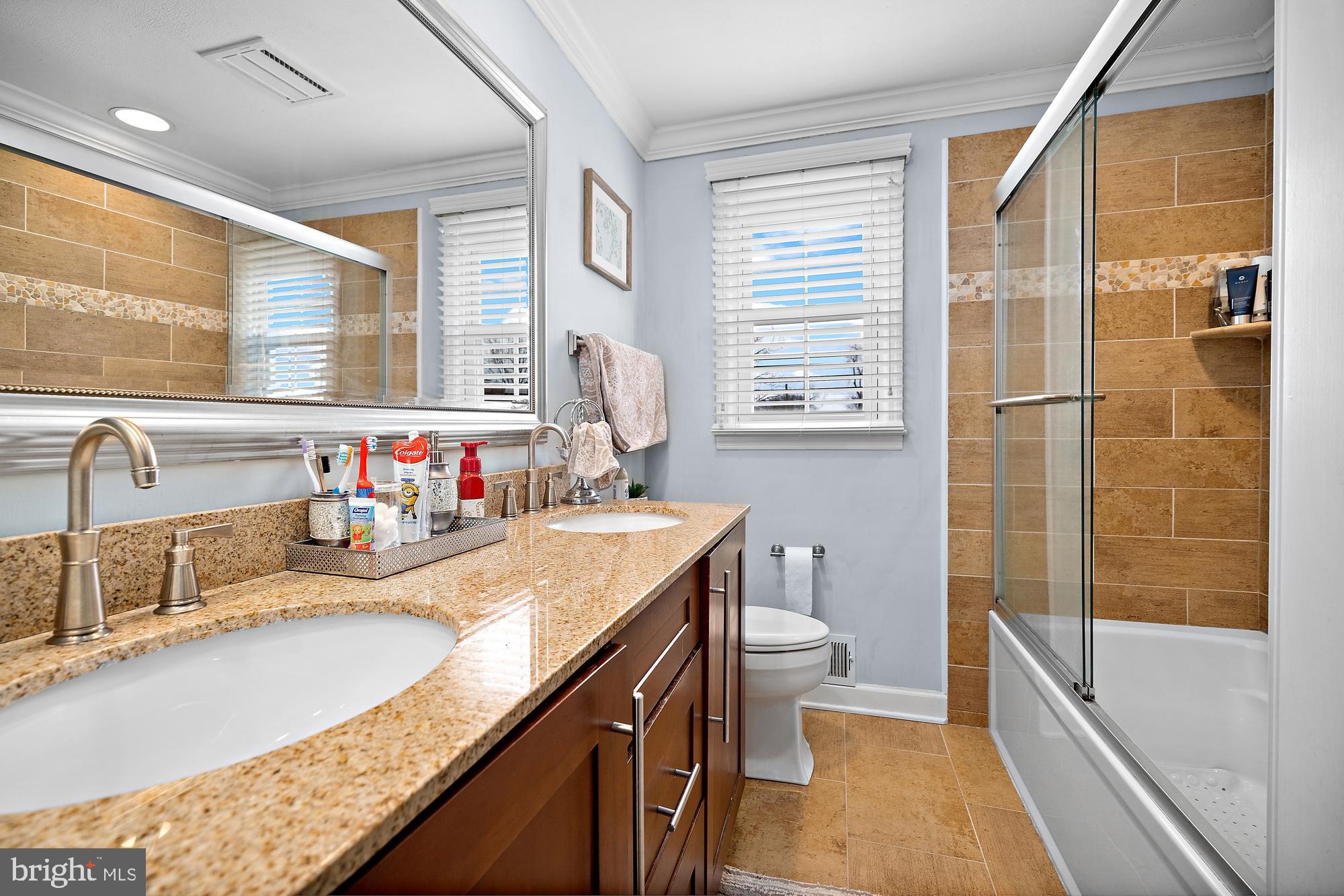 25 Bolton Road Hamilton, NJ 08610 - Photo 17 of 38