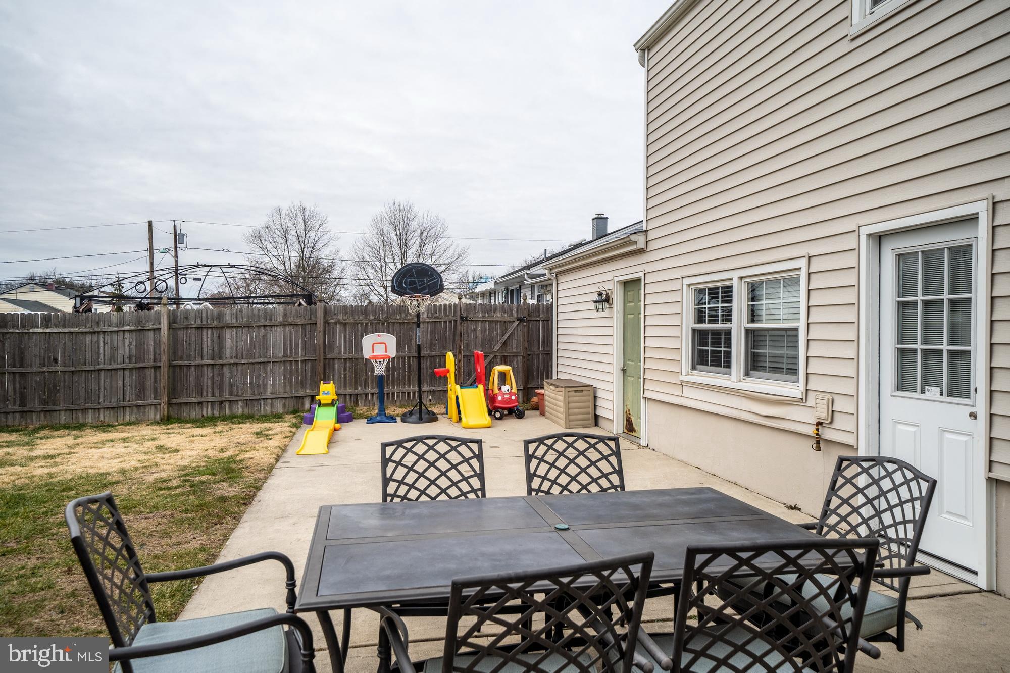 25 Bolton Road Hamilton, NJ 08610 - Photo 34 of 38
