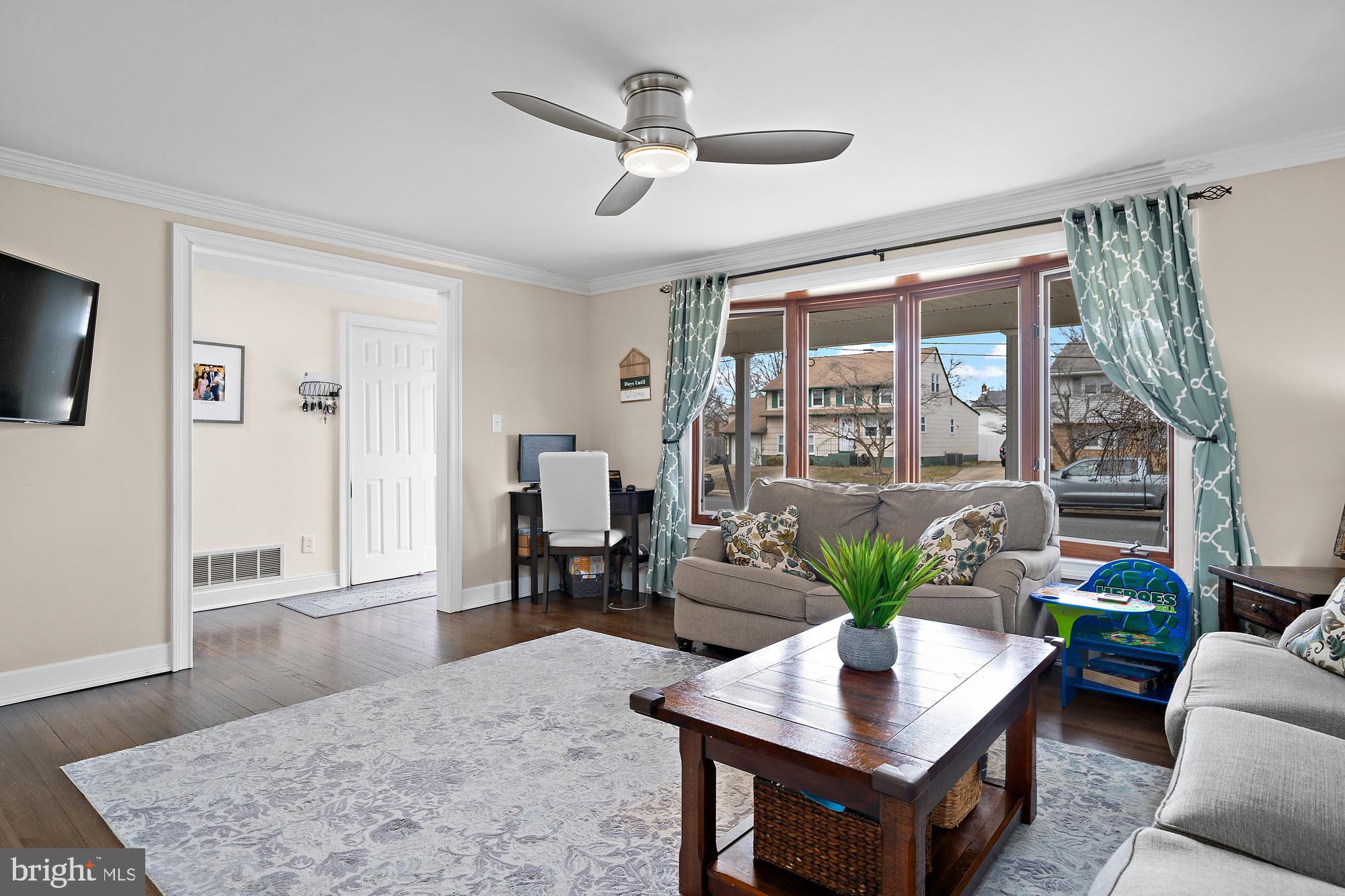 25 Bolton Road Hamilton, NJ 08610 - Photo 5 of 38