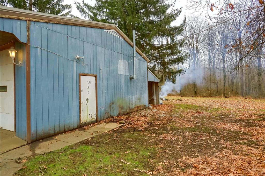 5274 Brown Road Butler, PA 16001 - Photo 22 of 24