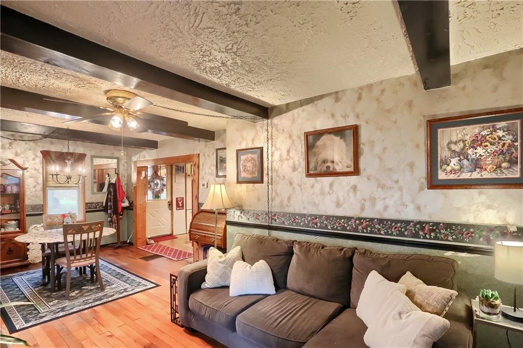5274 Brown Road Butler, PA 16001 - Photo 6 of 24