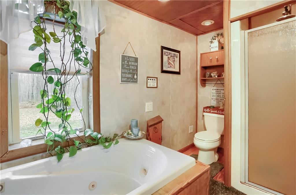 5274 Brown Road Butler, PA 16001 - Photo 10 of 24