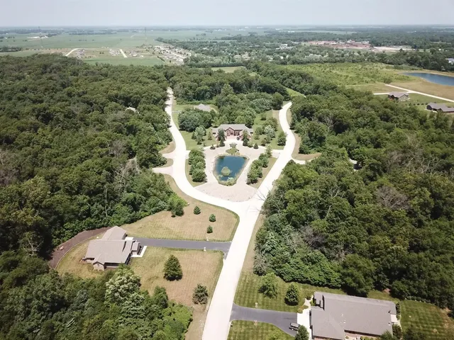 $55,900 | 11222 Pleasant Grove Drive, Wheatfield, IN 46392