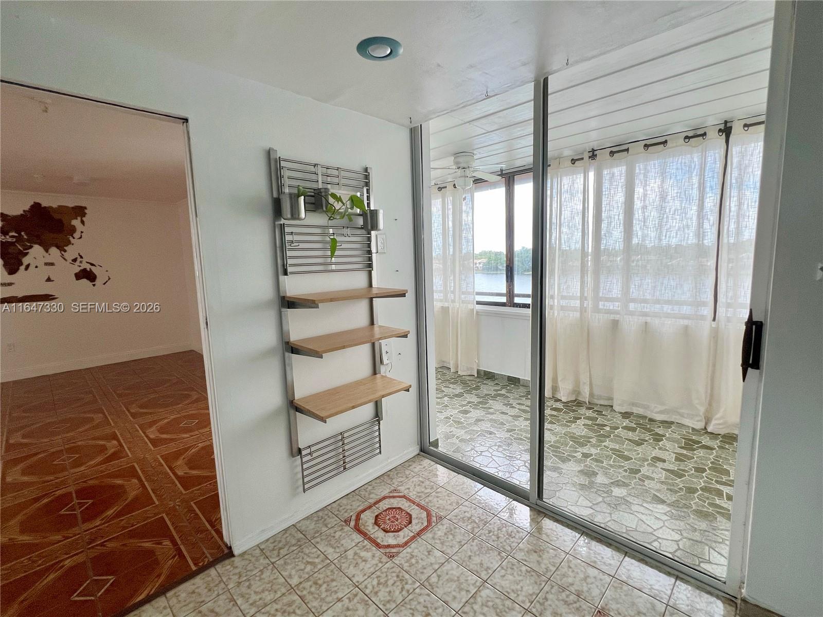 671 Northeast 195th Street, Unit 425E Miami, FL 33179 - Photo 16 of 22