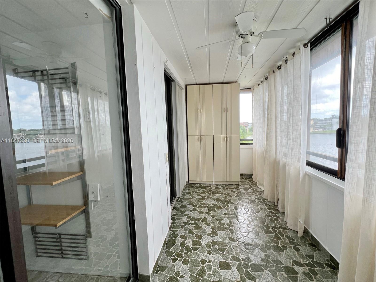 671 Northeast 195th Street, Unit 425E Miami, FL 33179 - Photo 4 of 22