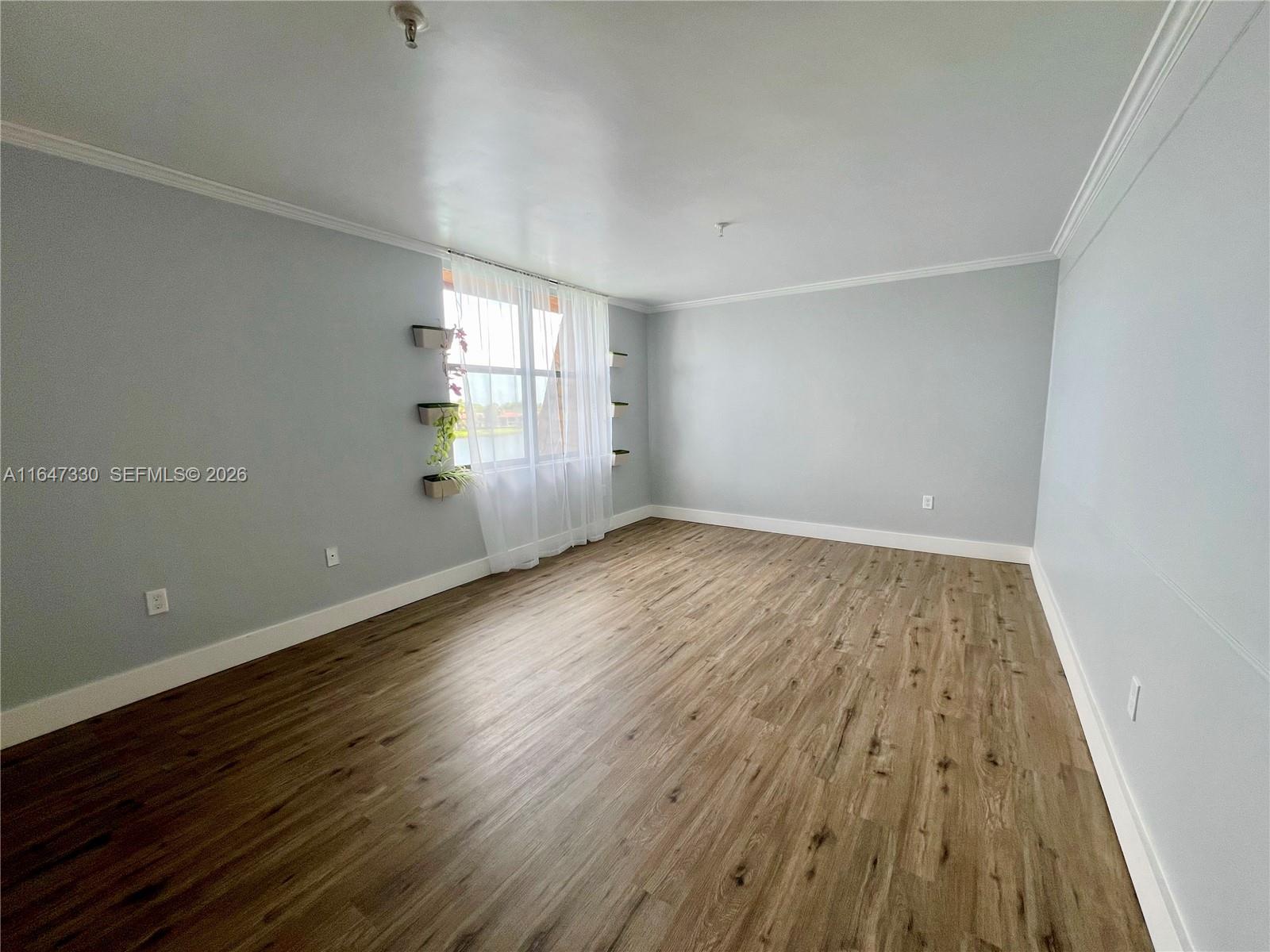 671 Northeast 195th Street, Unit 425E Miami, FL 33179 - Photo 6 of 22