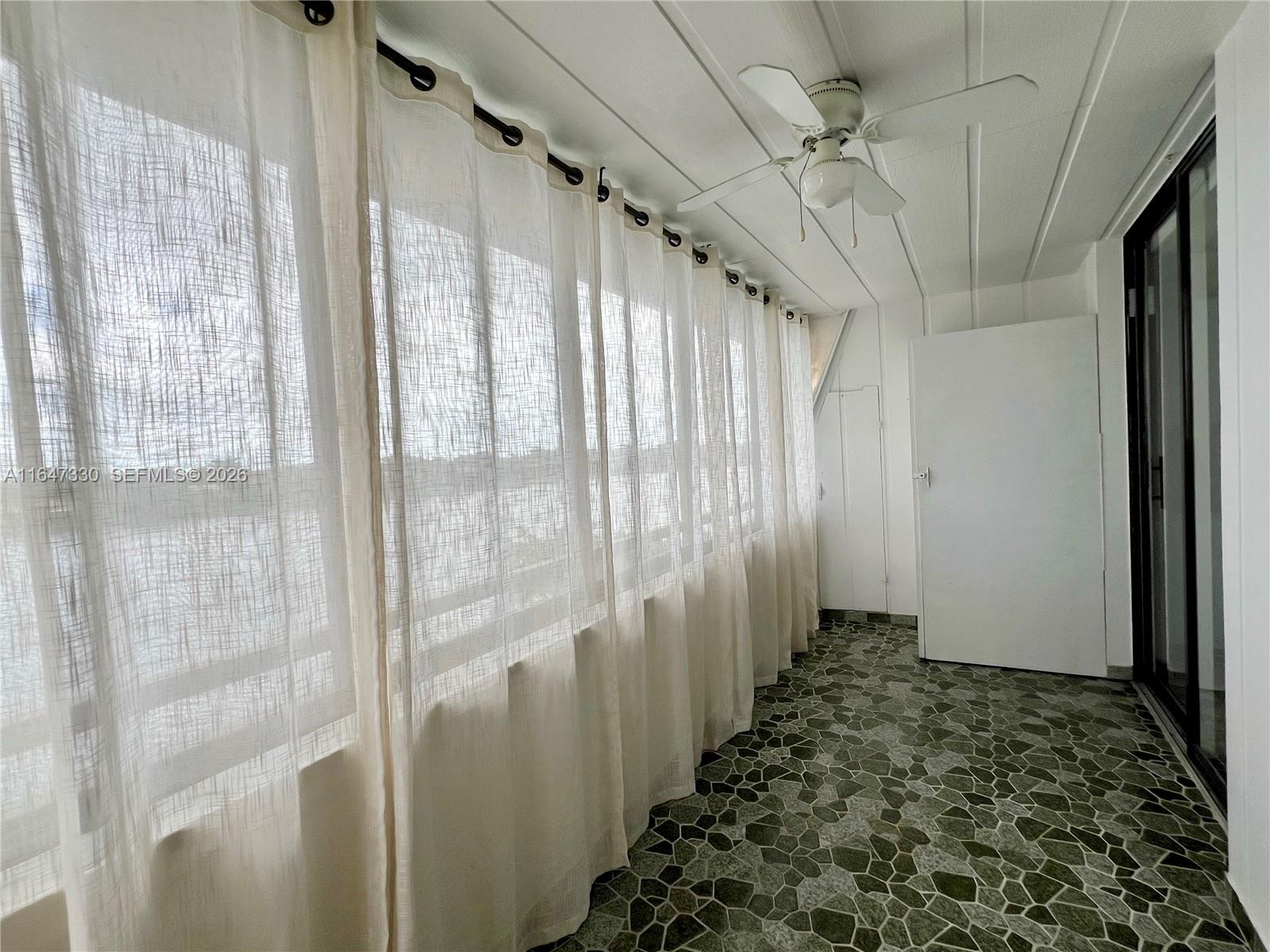 671 Northeast 195th Street, Unit 425E Miami, FL 33179 - Photo 8 of 22