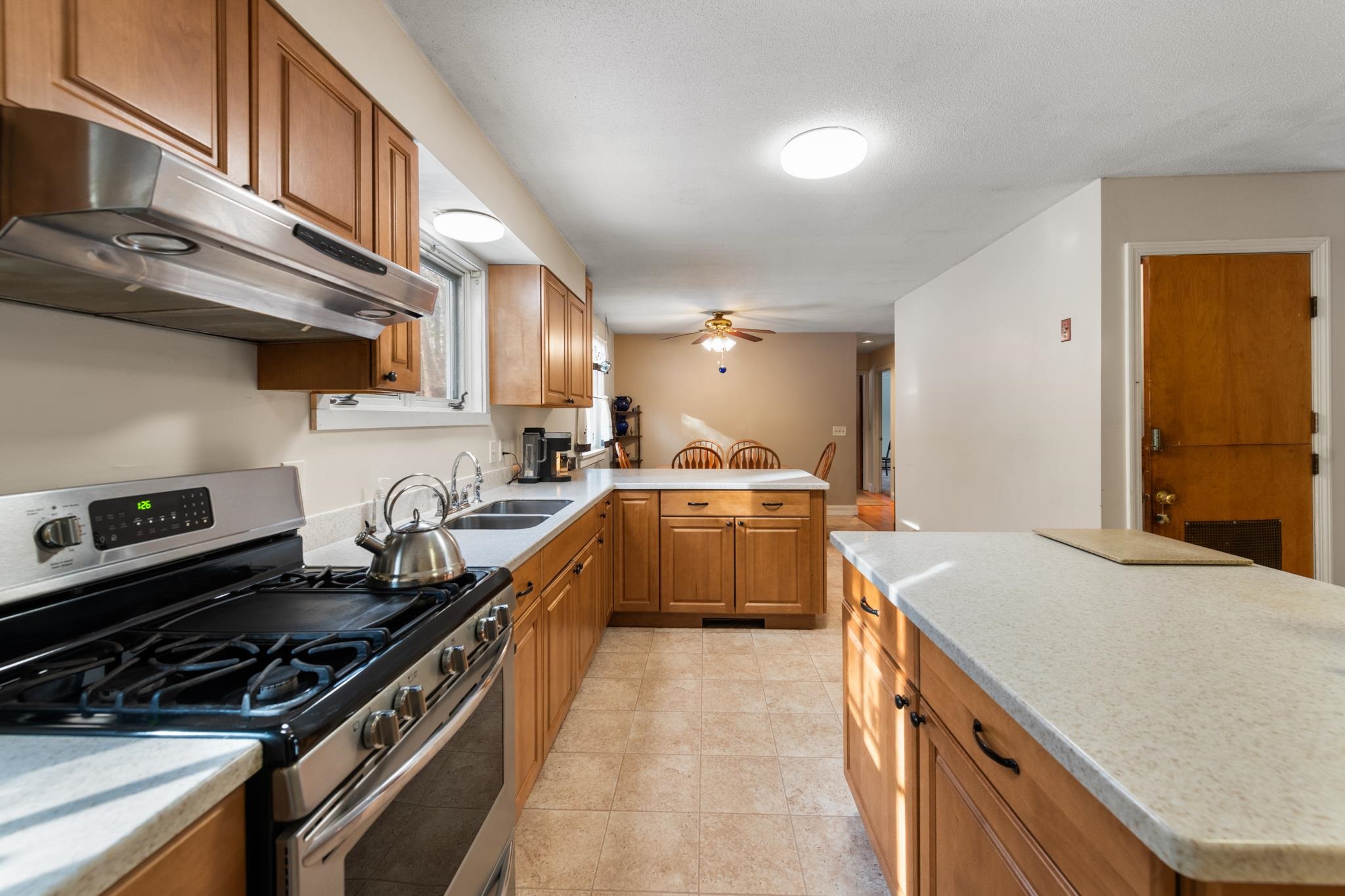 363 Main Street New Hampton, NH 03256 - Photo 5 of 32