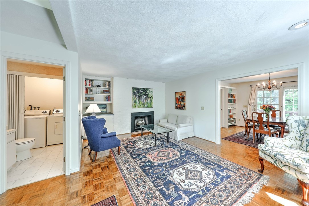 70 Arbor Drive Providence, RI 02908 - Photo 13 of 28 Living Room
