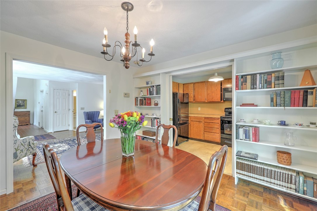 70 Arbor Drive Providence, RI 02908 - Photo 14 of 28 Dining Room