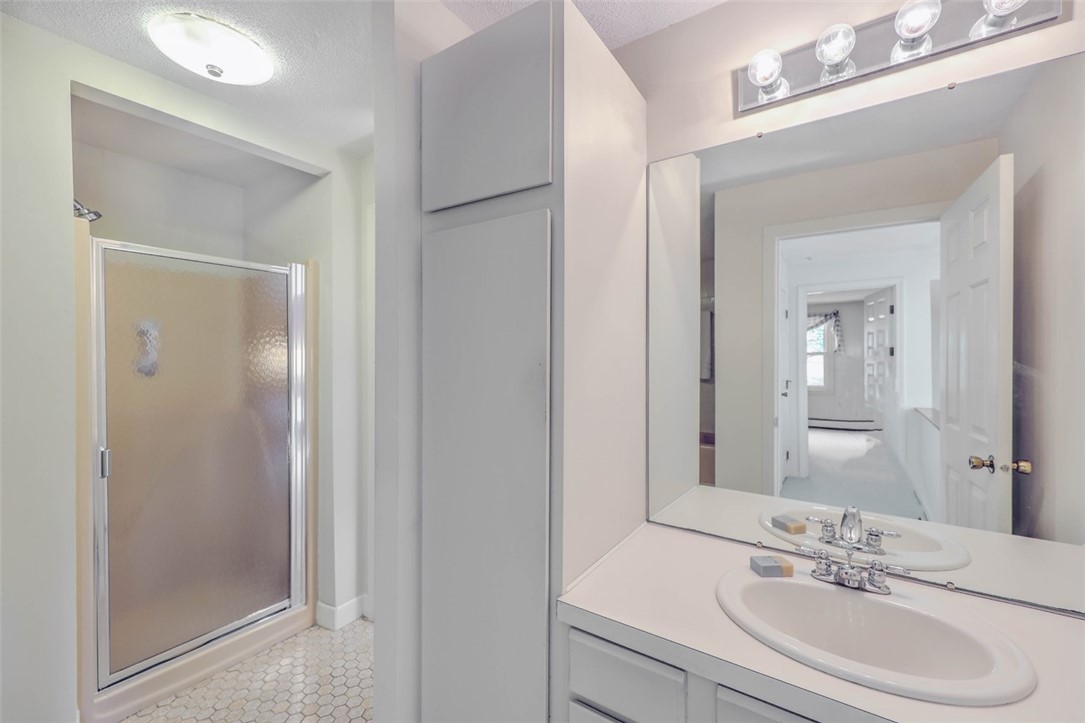 70 Arbor Drive Providence, RI 02908 - Photo 25 of 28 Upstairs Bath