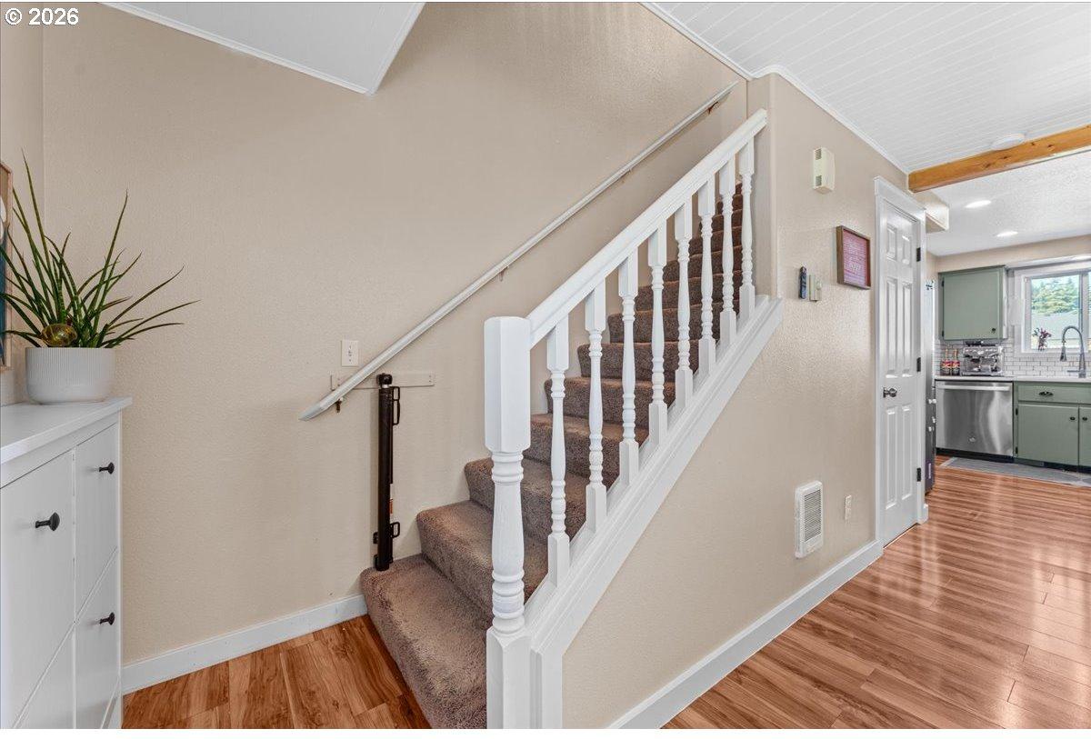 154 Vermillion Road Kelso, WA 98626 - Photo 10 of 46 Gallery Image 10