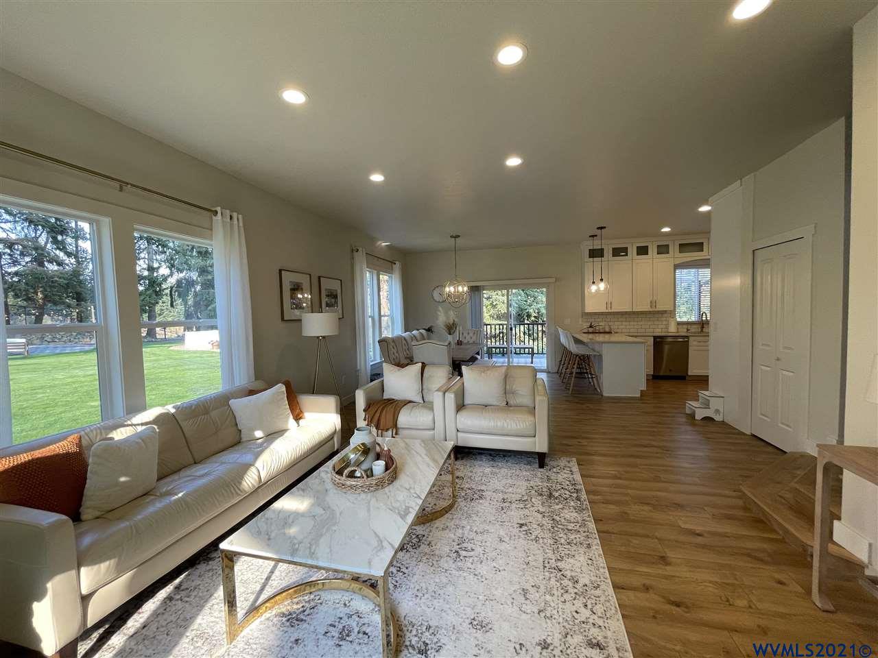 8232 Squirrel Hill Road Southeast Salem, OR 97306 - Photo 4 of 40 Gallery Image 4