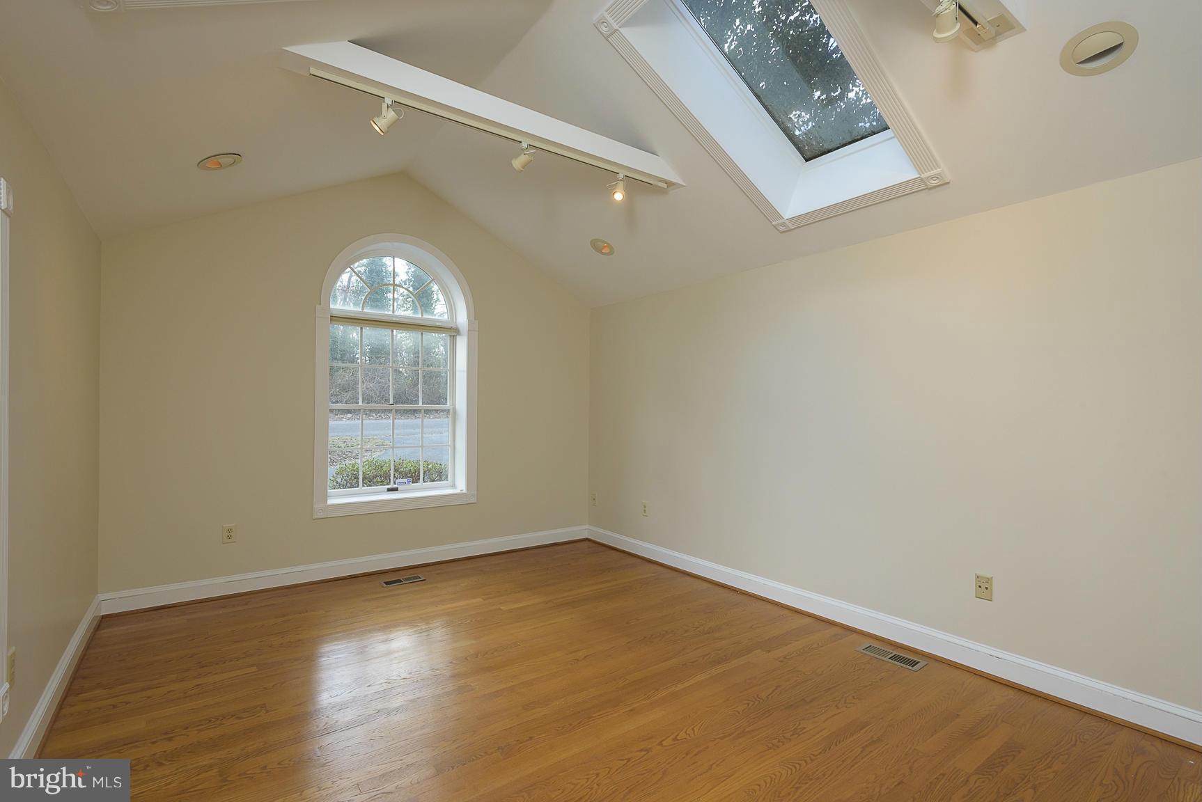 417 Edgewater Road Pasadena, MD 21122 - Photo 13 of 30 Main Level Master Bedroom