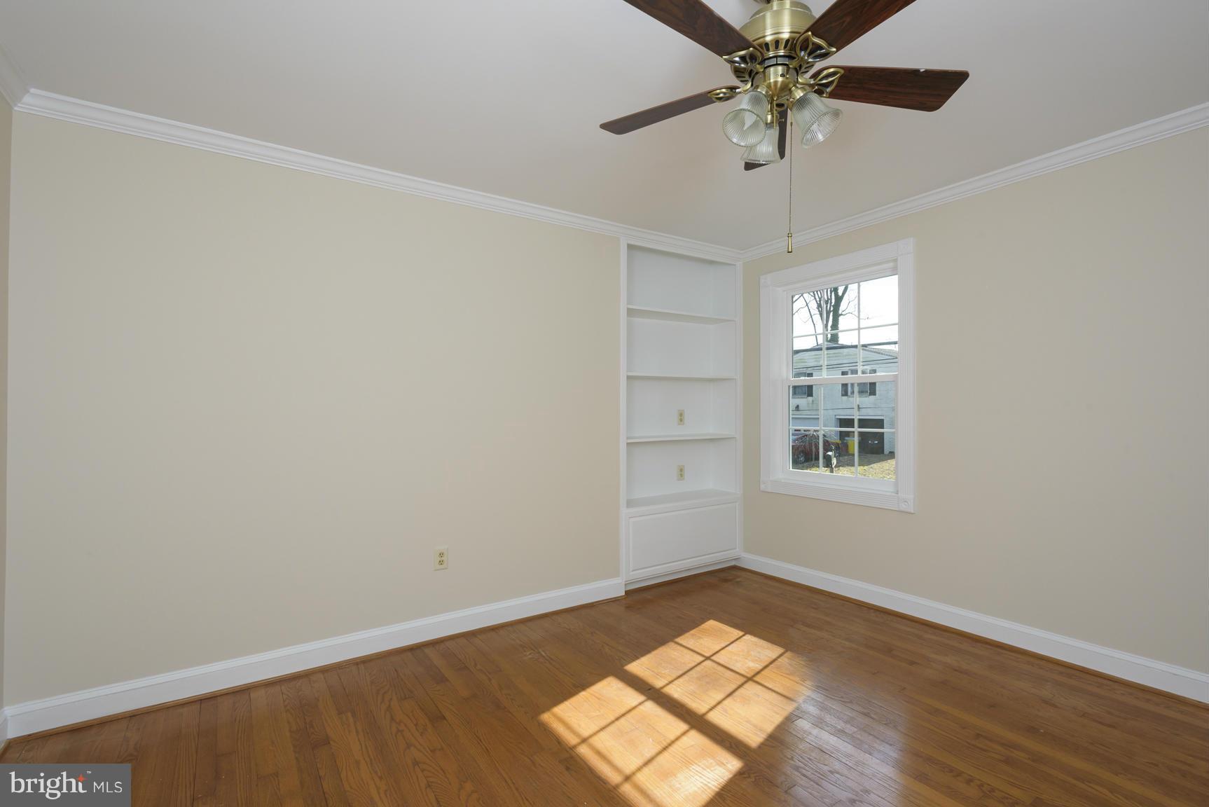 417 Edgewater Road Pasadena, MD 21122 - Photo 18 of 30 Third Bedroom