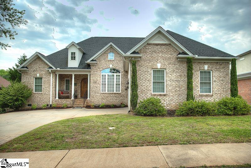 310 New Tarleton Way Greer, SC 29650 - Photo 2 of 34 Gallery Image 2
