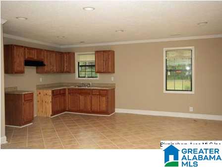 2506 Simpson Street Anniston, AL 36201 - Photo 5 of 25