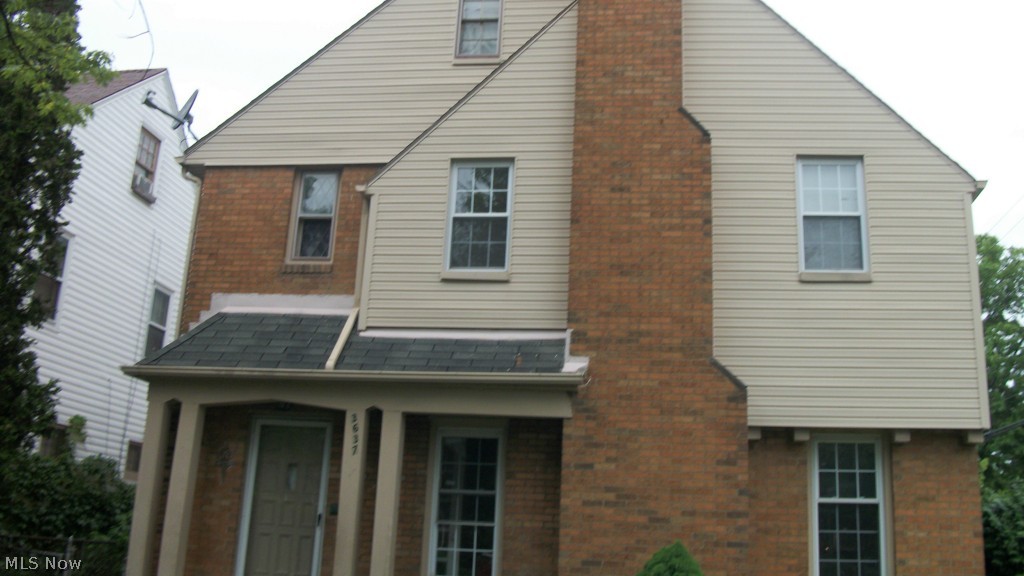 2232 Brockway Road Cleveland, OH 44118 - Photo 2 of 7