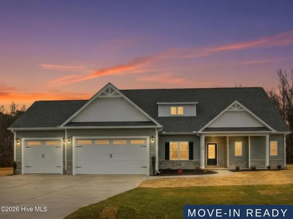 $369,900 | 404 Creeks Edge Drive, Pikeville, NC 27863