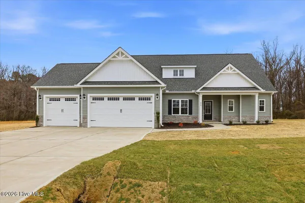 $364,900 | 404 Creeks Edge Drive, Pikeville, NC 27863