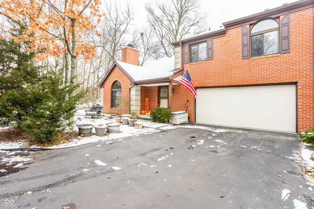 $232,500 | 9224 Golden Woods Drive, Indianapolis, IN 46268