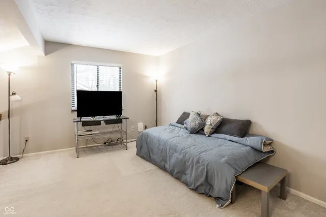 $232,500 | 9224 Golden Woods Drive, Indianapolis, IN 46268