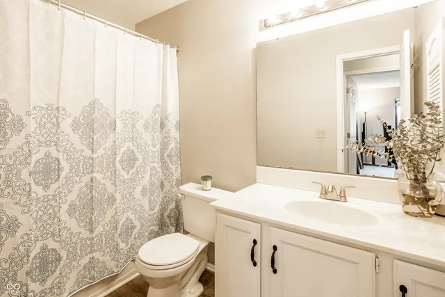 $232,500 | 9224 Golden Woods Drive, Indianapolis, IN 46268