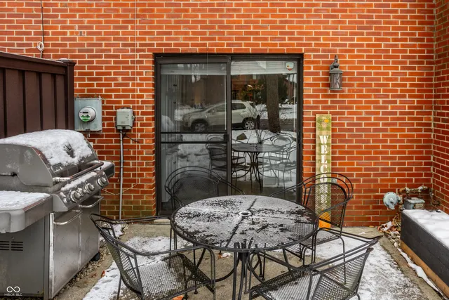 $232,500 | 9224 Golden Woods Drive, Indianapolis, IN 46268