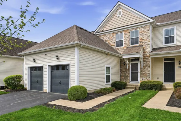 $459,999 | 4617 Family Drive, Unit 54, Hilliard, OH 43026