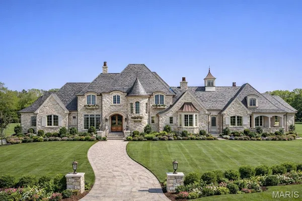 $4,500,000 | 310 Wardenburg Farms Drive, Wildwood, MO 63005