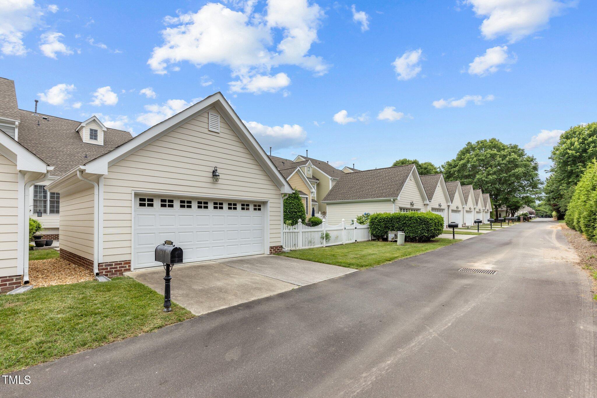 2513 St Paul's Square Raleigh, NC 27614 - Photo 32 of 43 49-web-or-mls-8Y3A1623