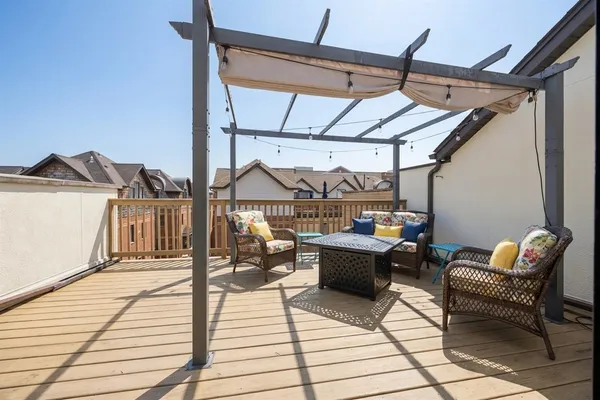 $625,000 | 1026 Baldwin Lane, Oak Park, IL 60302