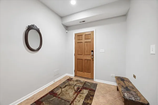 $625,000 | 1026 Baldwin Lane, Oak Park, IL 60302