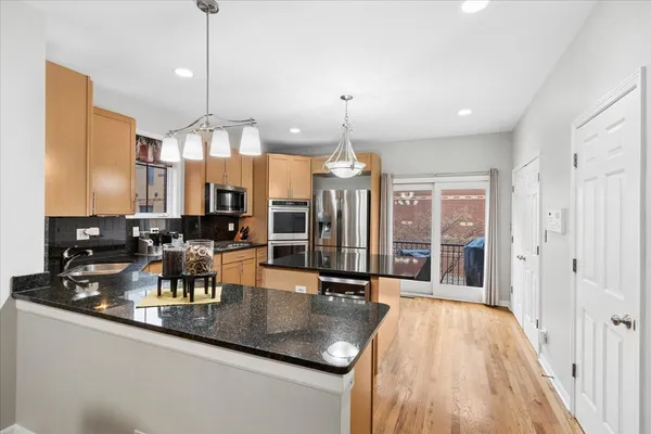 $625,000 | 1026 Baldwin Lane, Oak Park, IL 60302