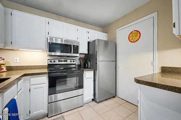 $159,750 | 7701 Timberlin Park Boulevard, Unit 1338, Jacksonville, FL 32256