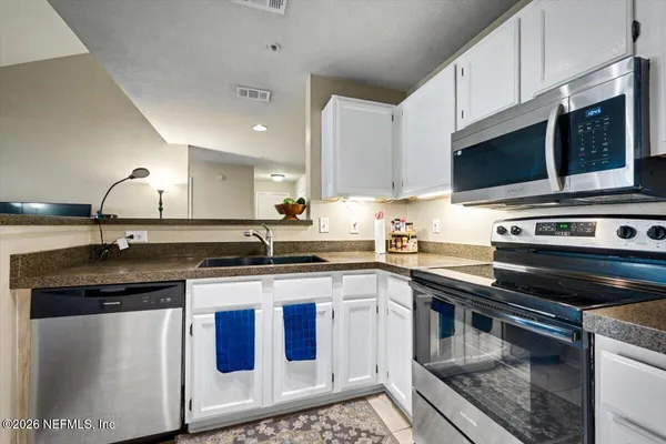 $159,750 | 7701 Timberlin Park Boulevard, Unit 1338, Jacksonville, FL 32256