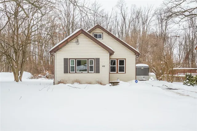 $164,900 | 102 Elmore Drive, Greece, NY 14606
