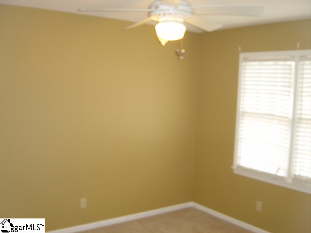 867 Hunter Road Fountain Inn, SC 29644 - Photo 9 of 21