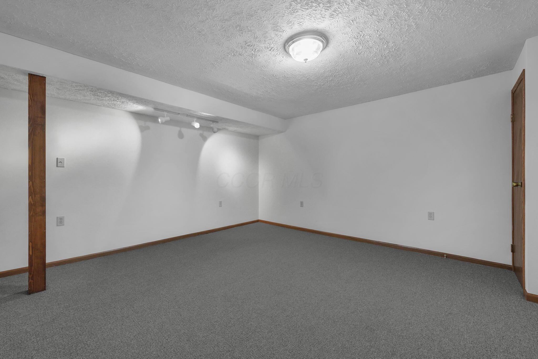 5577 Davidson Road Hilliard, OH 43026 - Photo 27 of 42