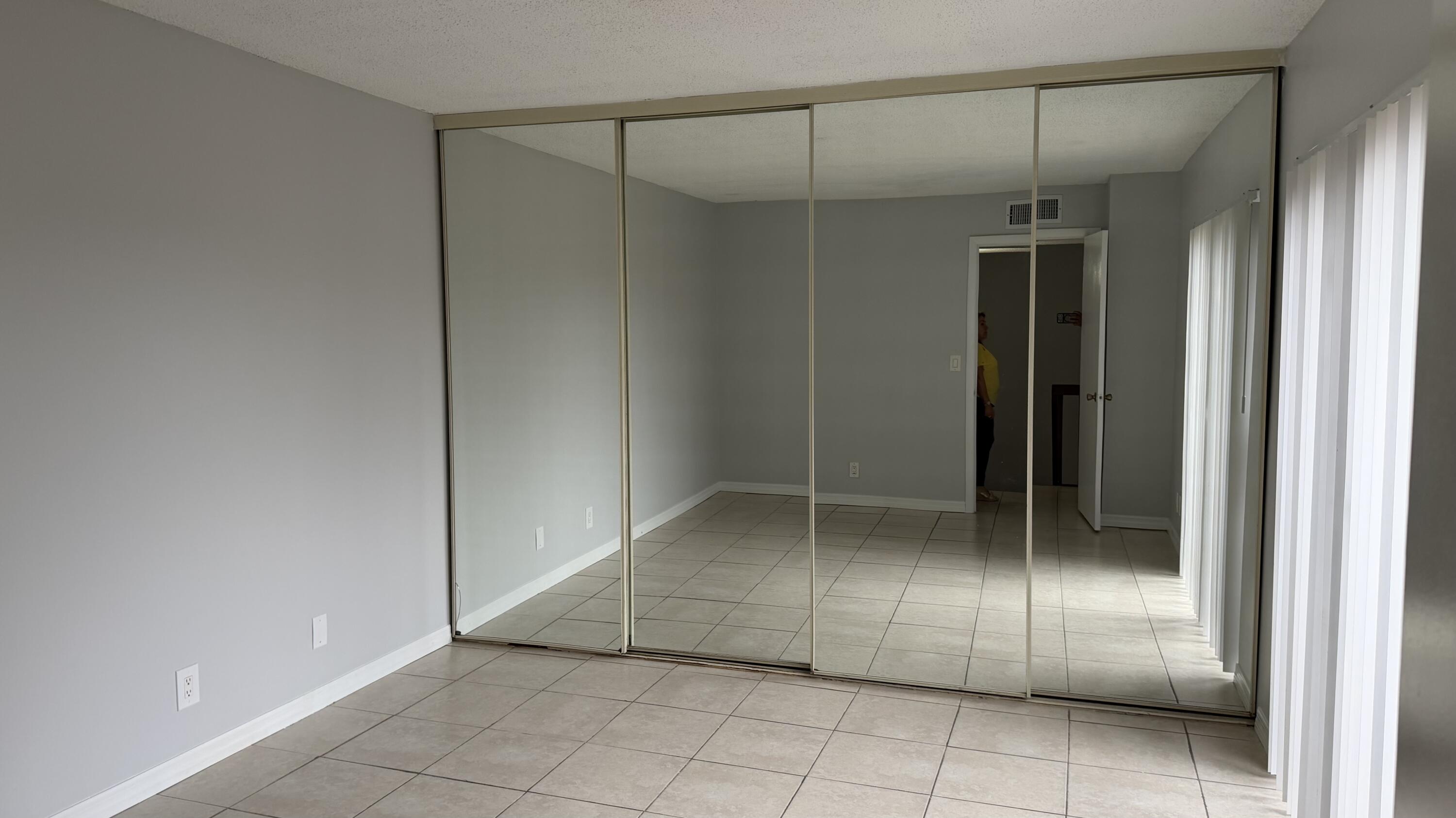 882 Springdale Circle, Unit 88B Palm Springs, FL 33461 - Photo 20 of 32 IMG_0276