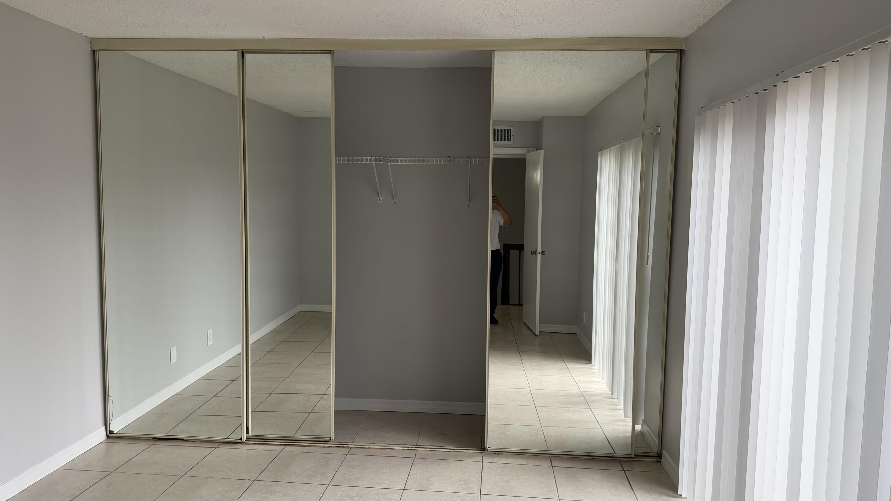882 Springdale Circle, Unit 88B Palm Springs, FL 33461 - Photo 21 of 32 IMG_0278