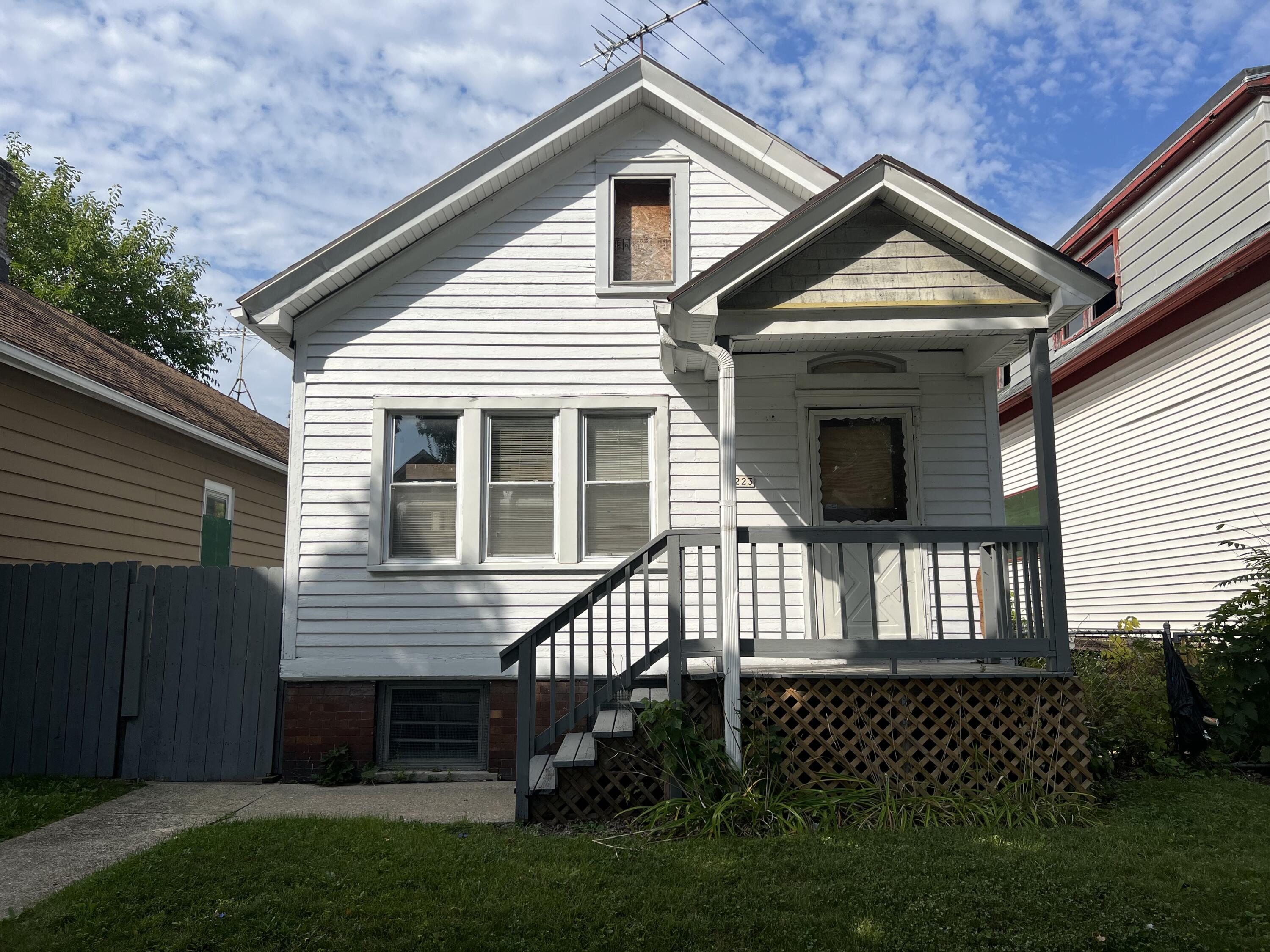 2223 North Buffum Street, Milwaukee, WI 53212 Compass