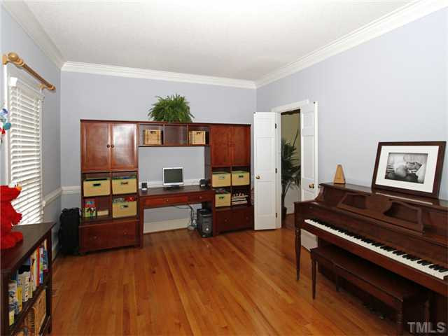 2613 Ridgewell Court Raleigh, NC 27613 - Photo 10 of 24 Photo 10