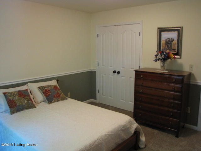8315 Lacevine Road Louisville, KY 40220 - Photo 26 of 45 IMG_6806