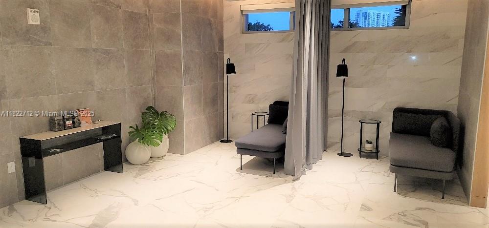 90 Southwest 3rd Street, Unit 3010 Miami, FL 33130 - Photo 38 of 44 a view of living room and furniture in a patio